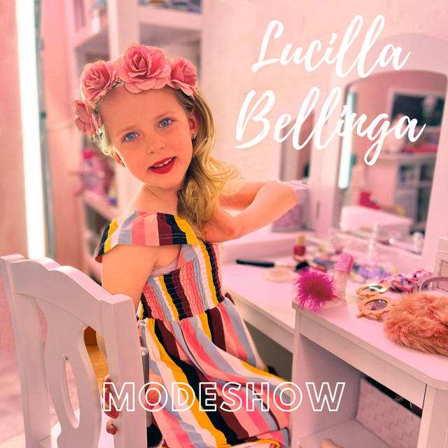 Modeshow hitsingle van Lucilla Bellinga