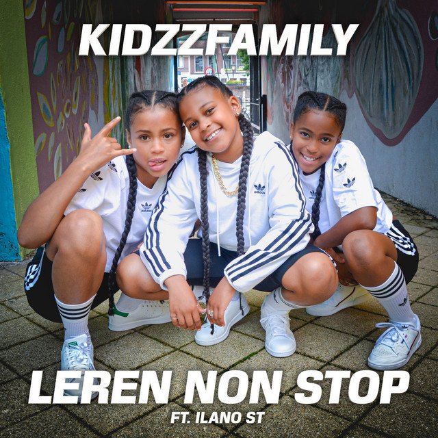 Leren Non Stop hitsingle Kidzzfamily in de Kidz Super Chartz!